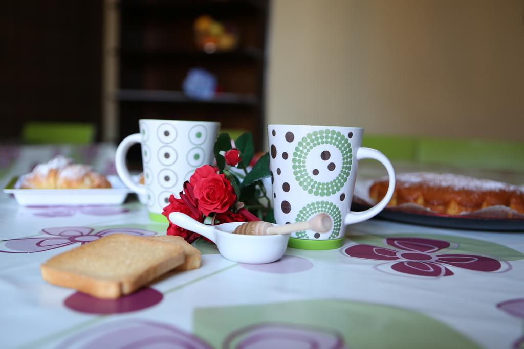 Bed and Breakfast Le 3 B Aeroporto di Catania Fontana Rossa Esterno foto